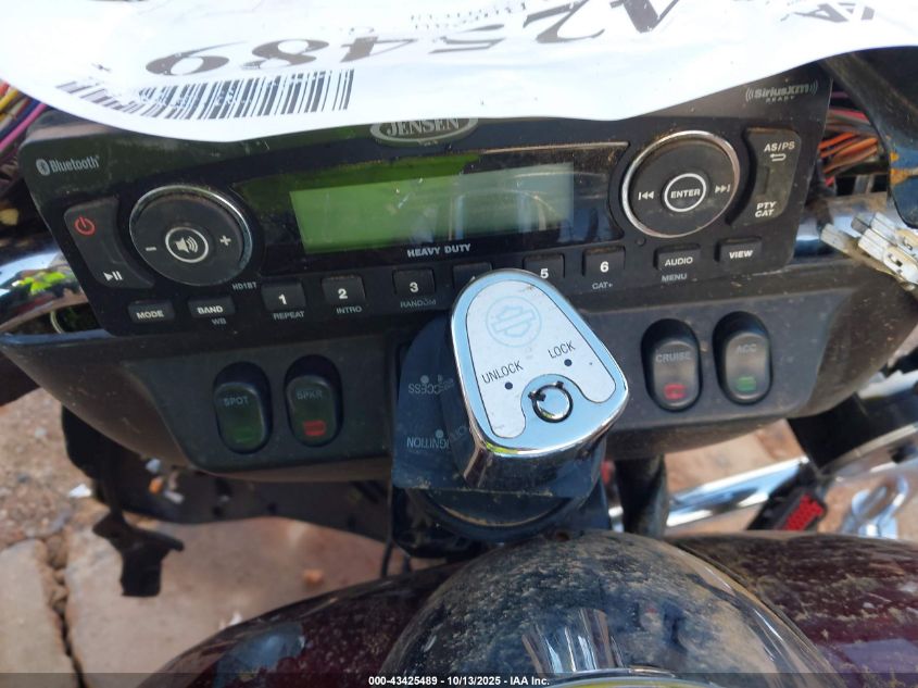 2008 Harley-Davidson Flhtcui VIN: 1HD1FC4188Y675209 Lot: 43425489