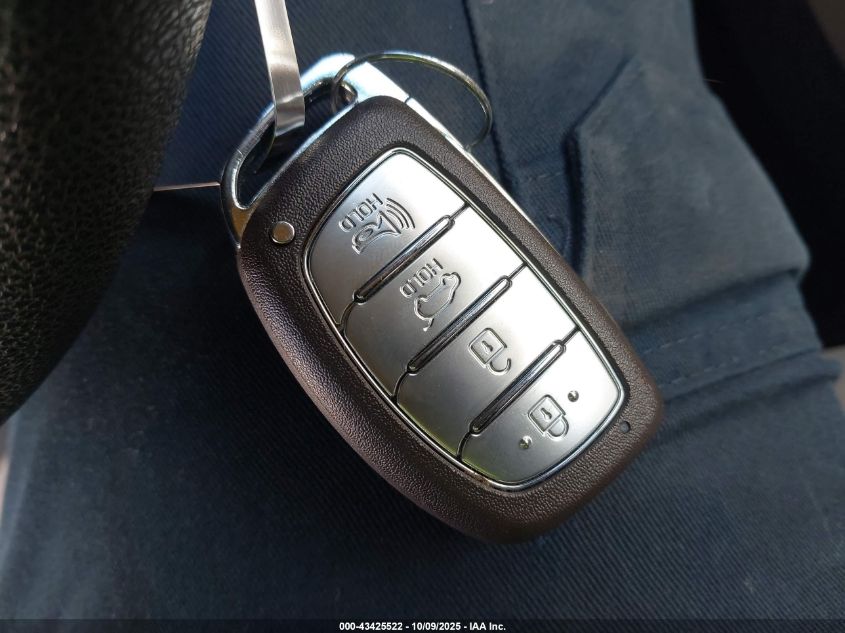 2019 Hyundai Tucson Value VIN: KM8J33A45KU986910 Lot: 43425522