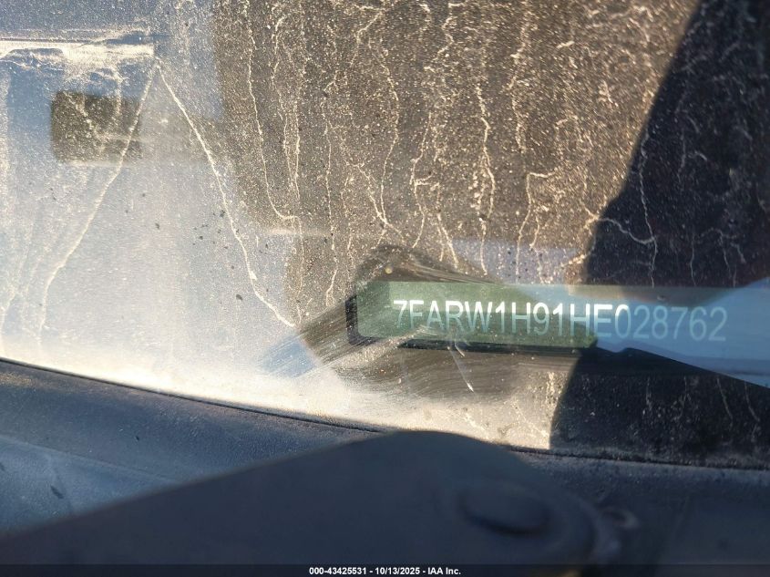 2017 Honda Cr-V Touring VIN: 7FARW1H91HE028762 Lot: 43425531