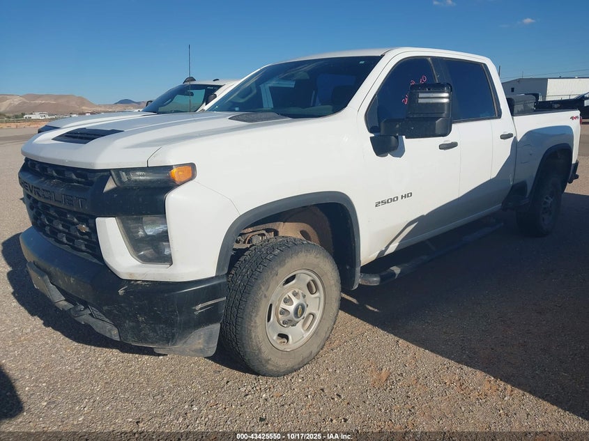 1GC4YLE76NF203531 2022 CHEVROLET SILVERADO photo no. 2