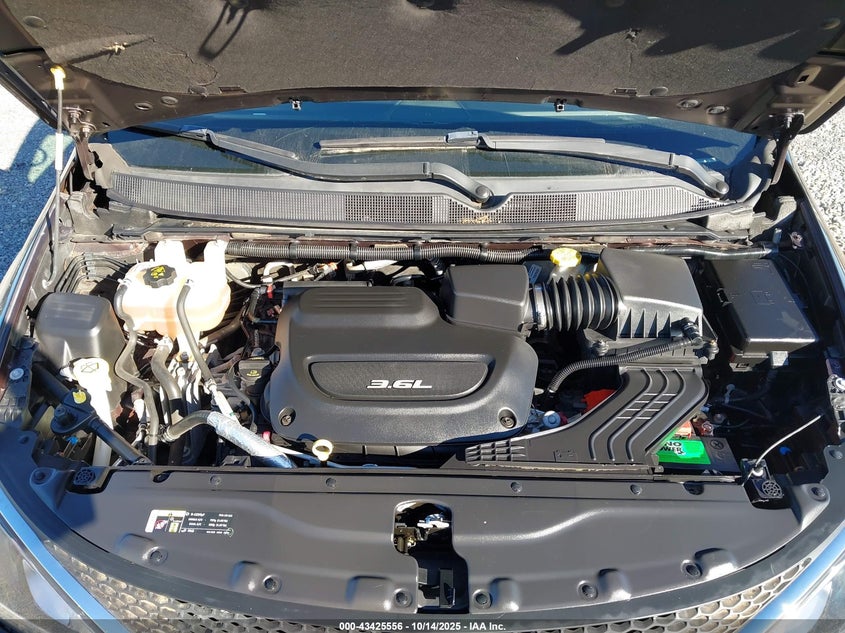VIN 2C4RC1BG2HR777375 2017 CHRYSLER PACIFICA TOURING PLUS