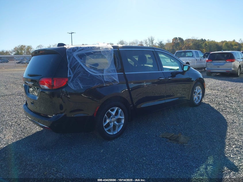 VIN 2C4RC1BG2HR777375 2017 CHRYSLER PACIFICA TOURING PLUS