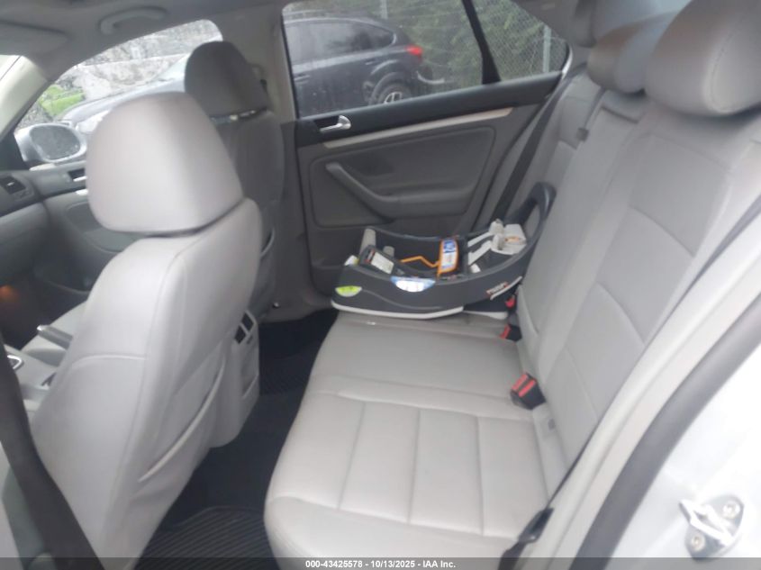 2008 Volkswagen Jetta Se/Sel VIN: 3VWRZ71K58M029148 Lot: 43425578