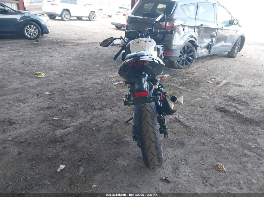 2025 Kawasaki Er500 VIN: ML5ERGE12SDA35802 Lot: 43425600