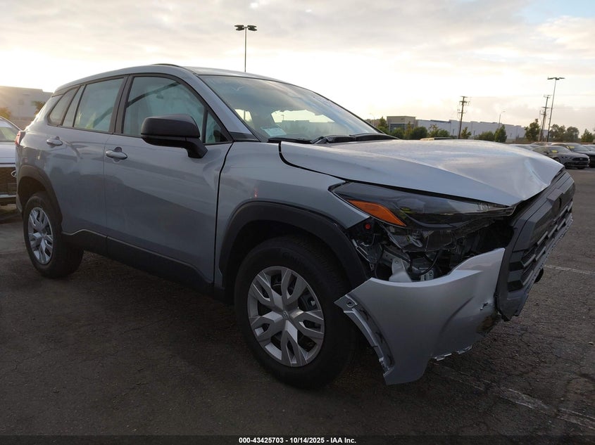 TOYOTA COROLLA CROSS L