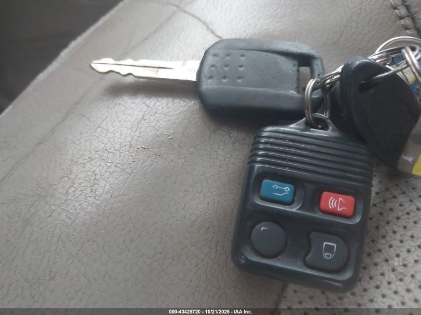 2003 Mercury Mountaineer VIN: 4M2DU86K33ZJ37943 Lot: 43425720