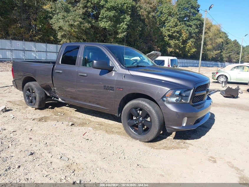 RAM 1500 EXPRESS 4X2 6 4 BOX