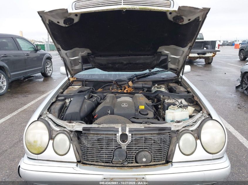 1998 Mercedes-Benz E 320 VIN: WDBJF65F4WA683664 Lot: 43425861