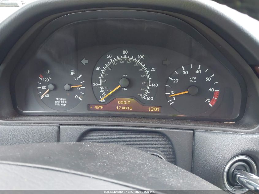 1998 Mercedes-Benz E 320 VIN: WDBJF65F4WA683664 Lot: 43425861