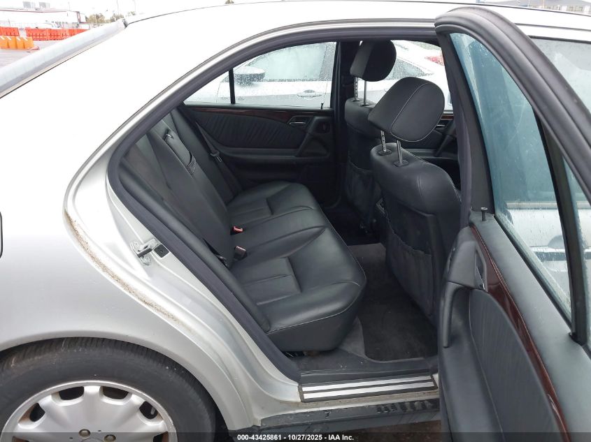 1998 Mercedes-Benz E 320 VIN: WDBJF65F4WA683664 Lot: 43425861