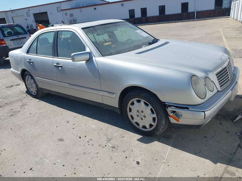 1998 MERCEDES-BENZ E 320