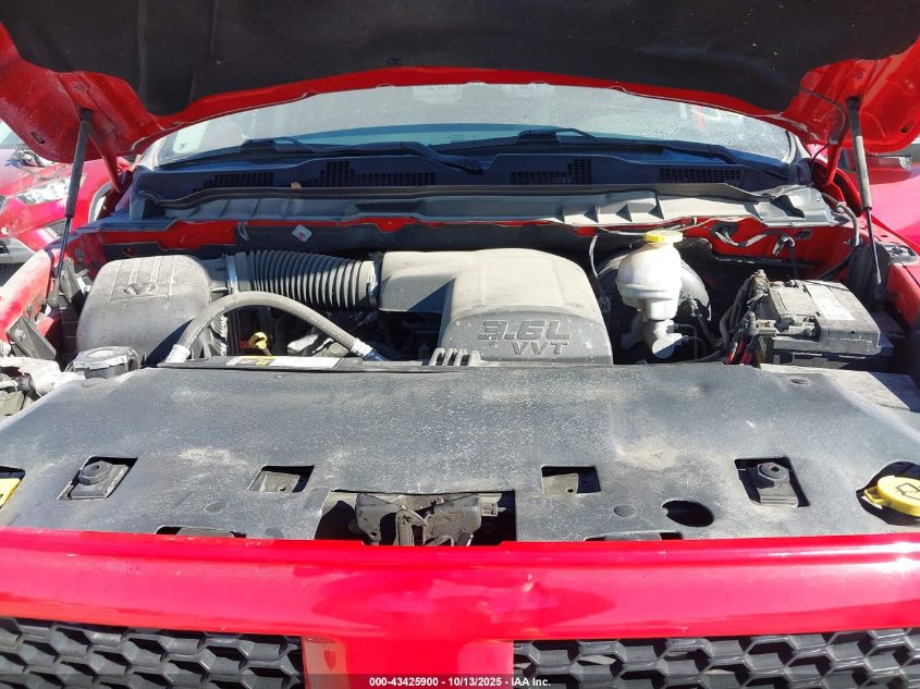 2019 Ram 1500 Classic Express 4X4 6'4 Box VIN: 1C6RR7FG0KS533667 Lot: 43425900