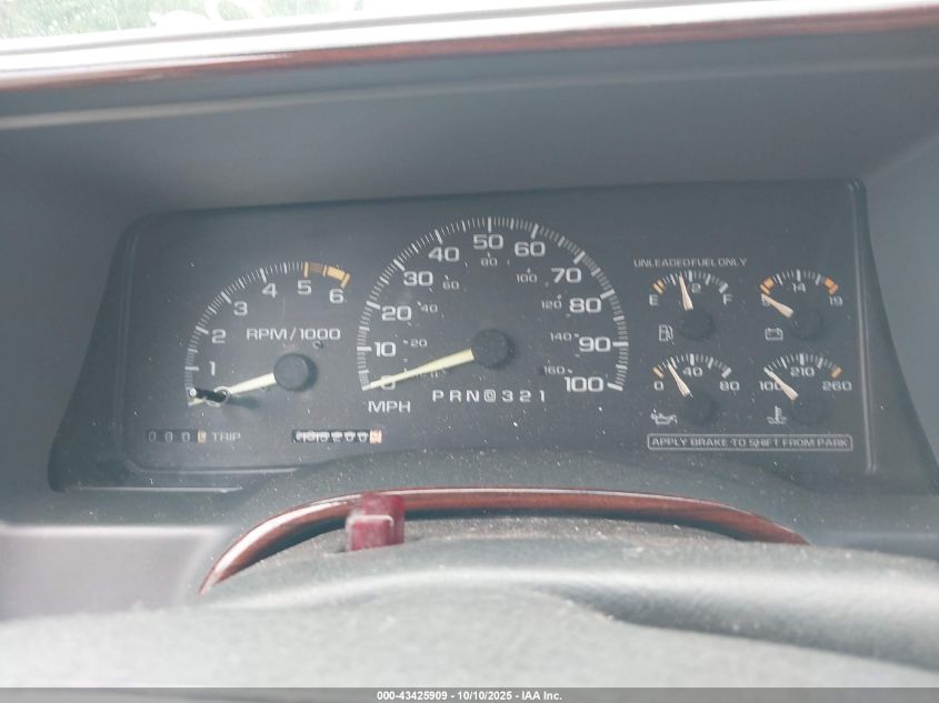 1996 GMC Sierra C1500 VIN: 2GTEC19R0T1564132 Lot: 43425909