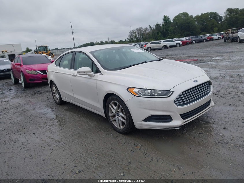 FORD FUSION SE
