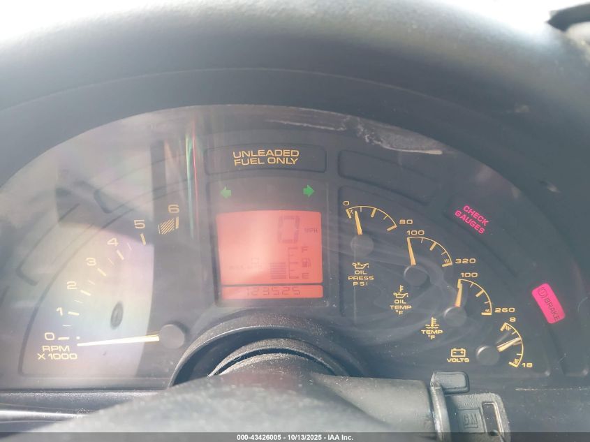 1992 Chevrolet Corvette VIN: 1G1YY23P1N5100904 Lot: 43426005