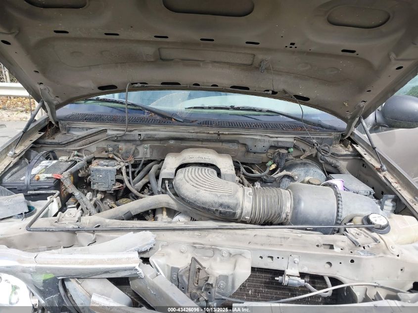 2003 Ford F-150 Lariat/Xlt VIN: 1FTRW07683KC81862 Lot: 43426096