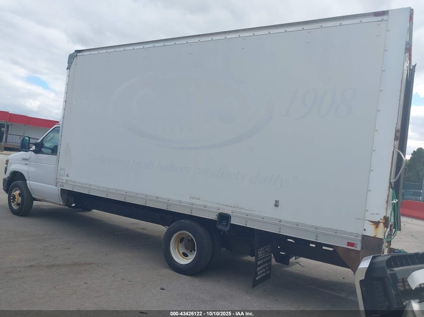 1FDWE3FL8GDC30611 2016 FORD ECONOLINE photo no. 3
