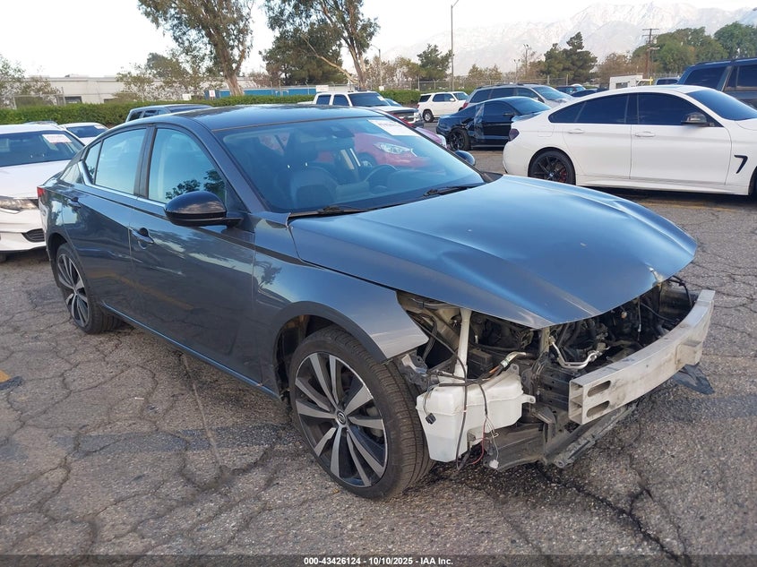 NISSAN ALTIMA SR INTELLIGENT AWD