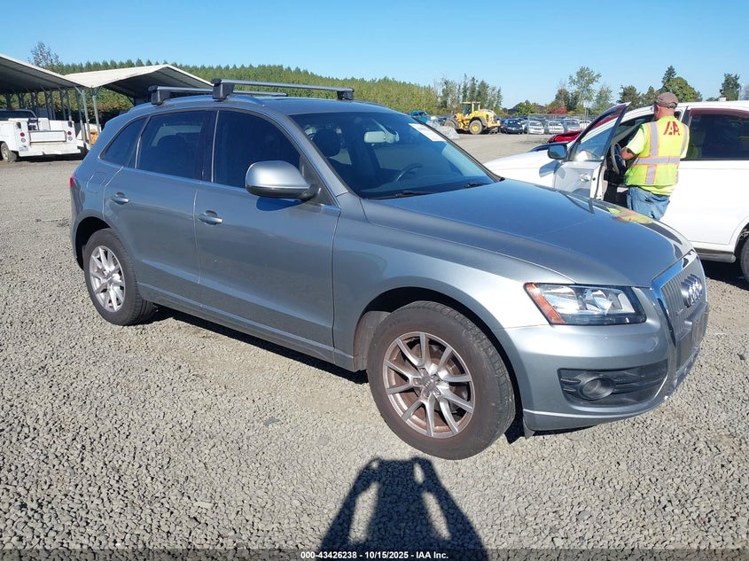 AUDI Q5 2.0T PREMIUM