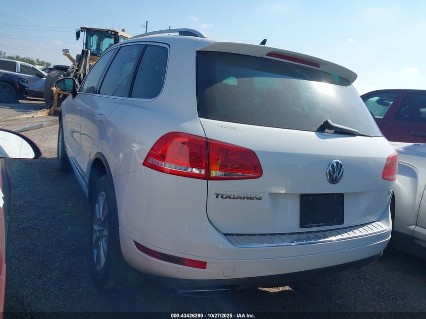 2013 VOLKSWAGEN TOUAREG VR6 SPORT WVGEF9BP8DD011521