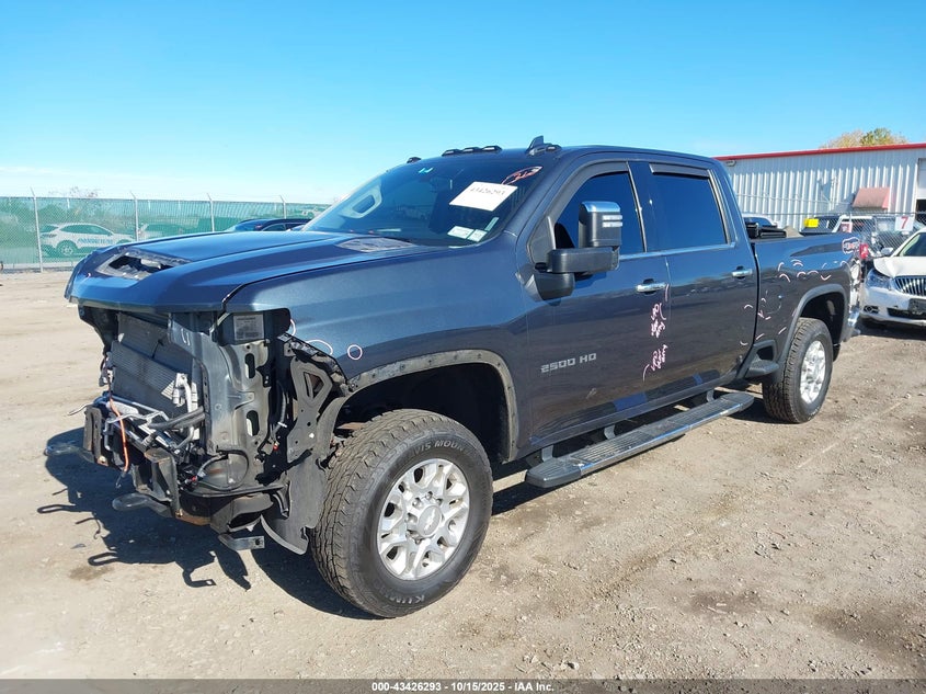1GC4YPEY6LF126740 2020 CHEVROLET SILVERADO photo no. 2