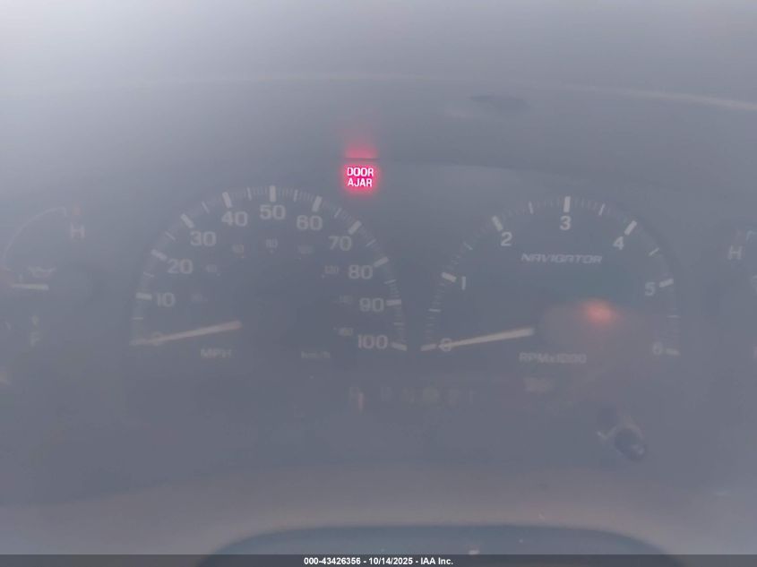 2000 Lincoln Navigator VIN: 5LMFU28AXYLJ20060 Lot: 43426356