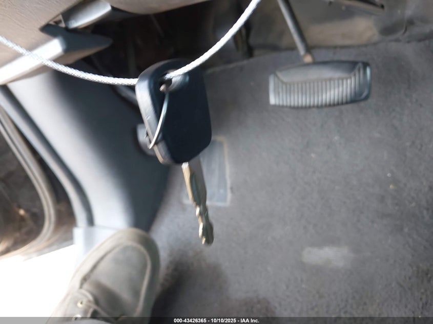 2002 Ford F-150 Lariat/Xl/Xlt VIN: 1FTRX18LX2NB15007 Lot: 43426365