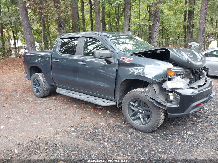 CHEVROLET SILVERADO 1500 4WD SHORT BED CUSTOM TRAIL BOSS