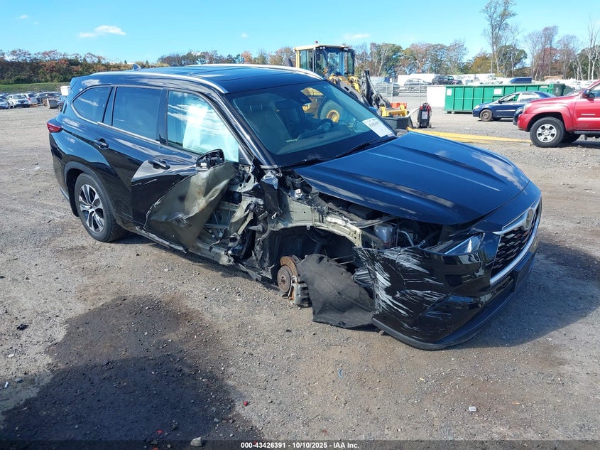 TOYOTA HIGHLANDER XLE