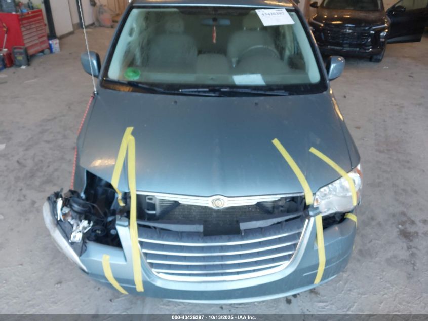 2010 Chrysler Town & Country Touring VIN: 2A4RR5D14AR142592 Lot: 43426397