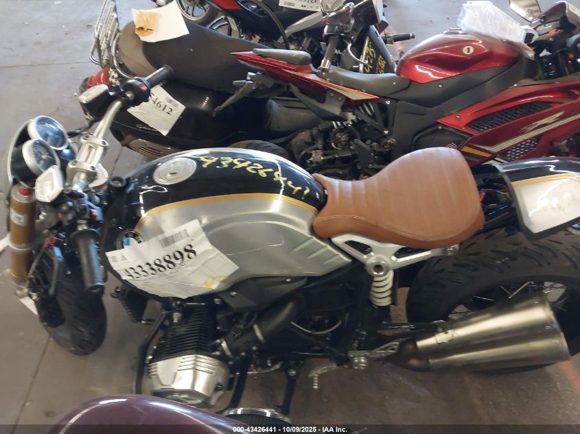 2018 BMW R Nine T VIN: WB10J030XJZ698569 Lot: 43426441