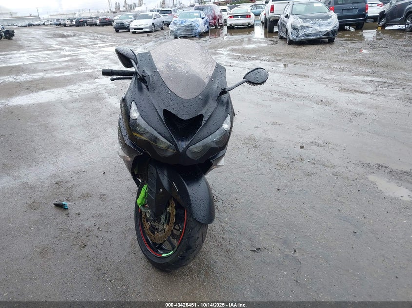 2014 KAWASAKI ZX1400 E JKBZXNE12EA016337