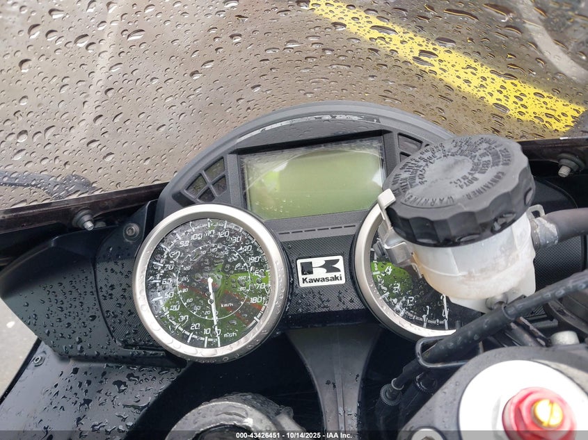 2014 KAWASAKI ZX1400 E JKBZXNE12EA016337