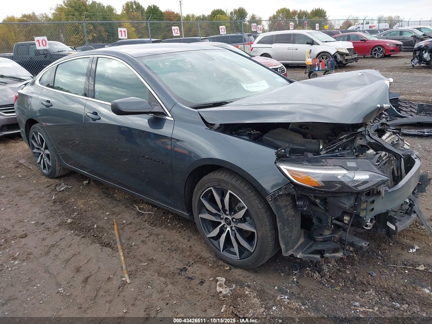 CHEVROLET MALIBU FWD RS