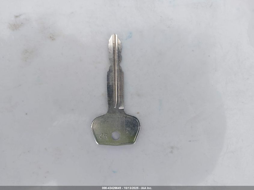 1998 Chevrolet Tracker VIN: 2CNBJ1366W6916401 Lot: 43426649