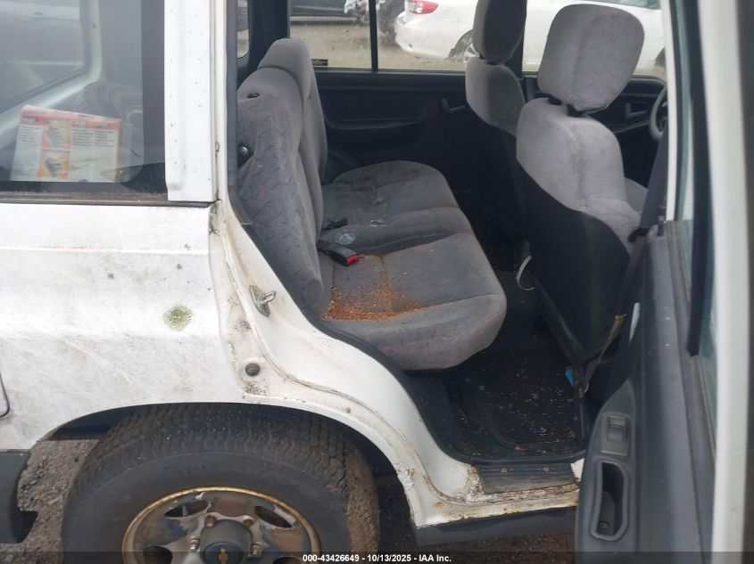 1998 Chevrolet Tracker VIN: 2CNBJ1366W6916401 Lot: 43426649