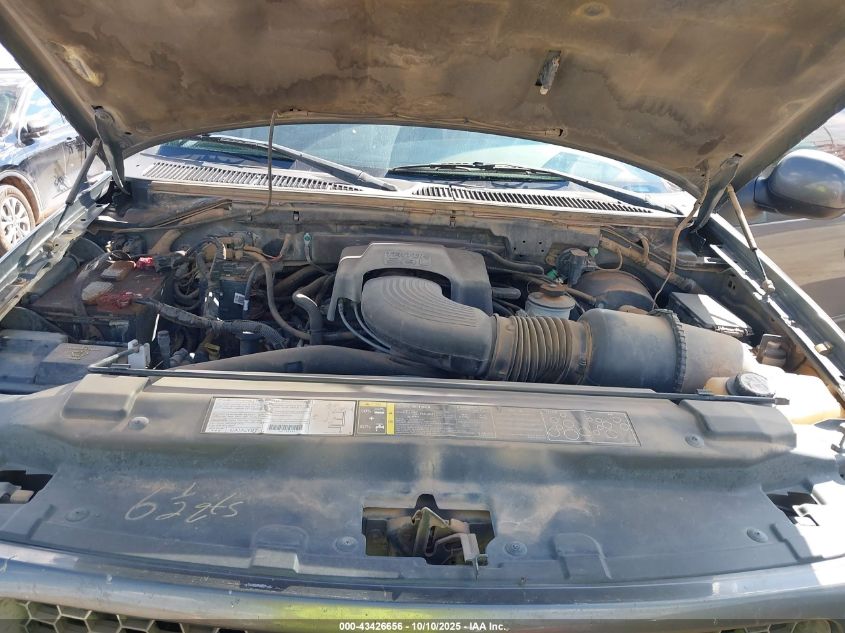 2003 Ford F-150 Lariat/Xlt VIN: 1FTRW08LX3KC81155 Lot: 43426656