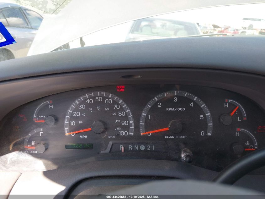 2003 Ford F-150 Lariat/Xlt VIN: 1FTRW08LX3KC81155 Lot: 43426656