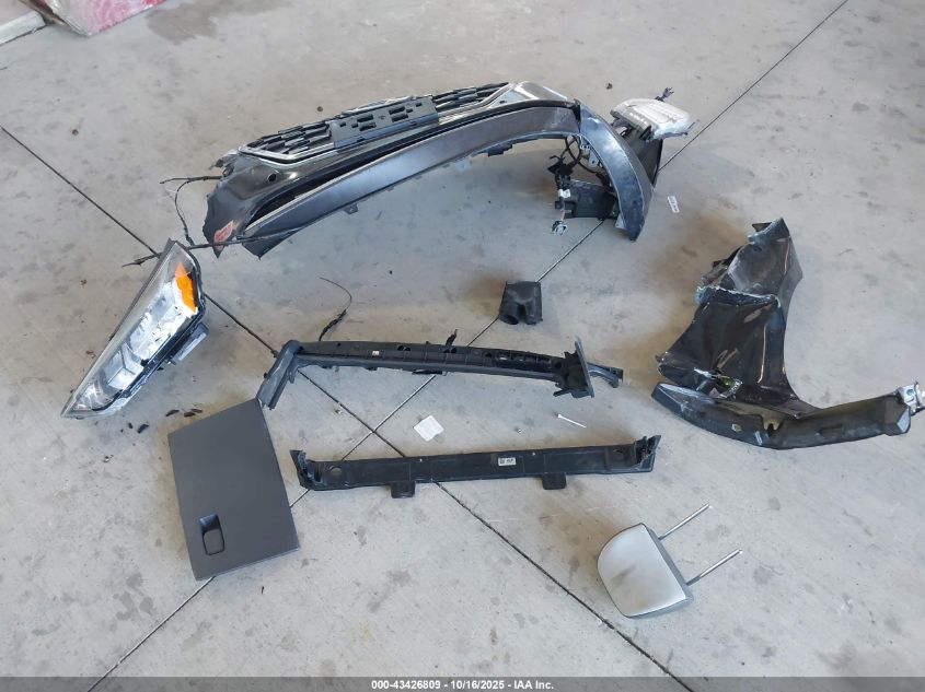 2020 HYUNDAI IONIQ PLUG-IN HYBRID LIMITED KMHCX5LD6LU195101