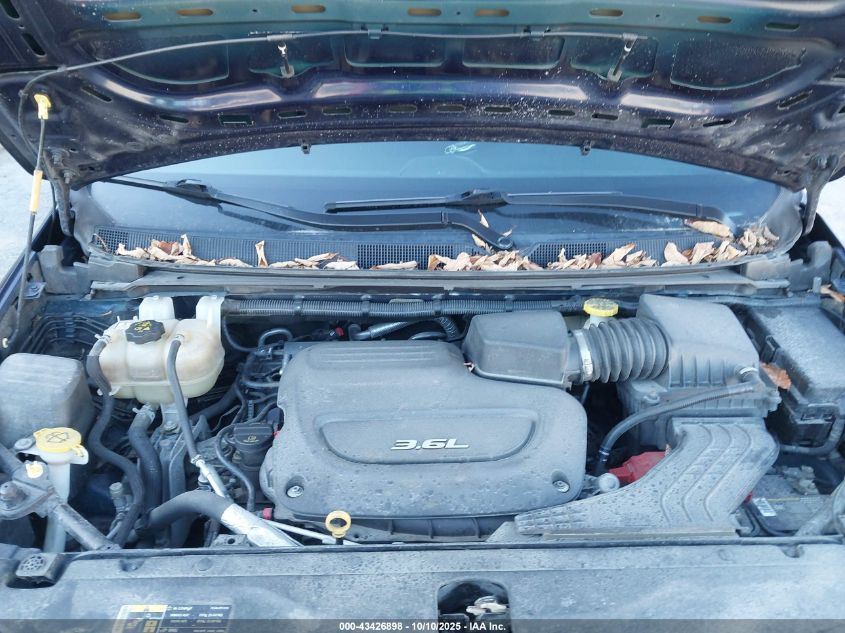 2017 Chrysler Pacifica Touring VIN: 2C4RC1DGXHR579012 Lot: 43426898