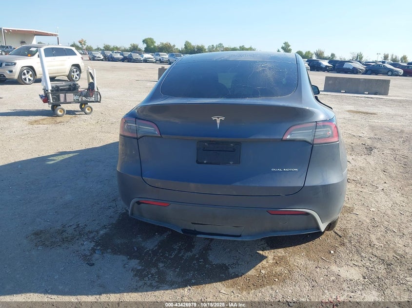 2023 Tesla Model Y Awd/Long Range Dual Motor All-Wheel Drive VIN: 7SAYGDEE8PA048206 Lot: 43426979