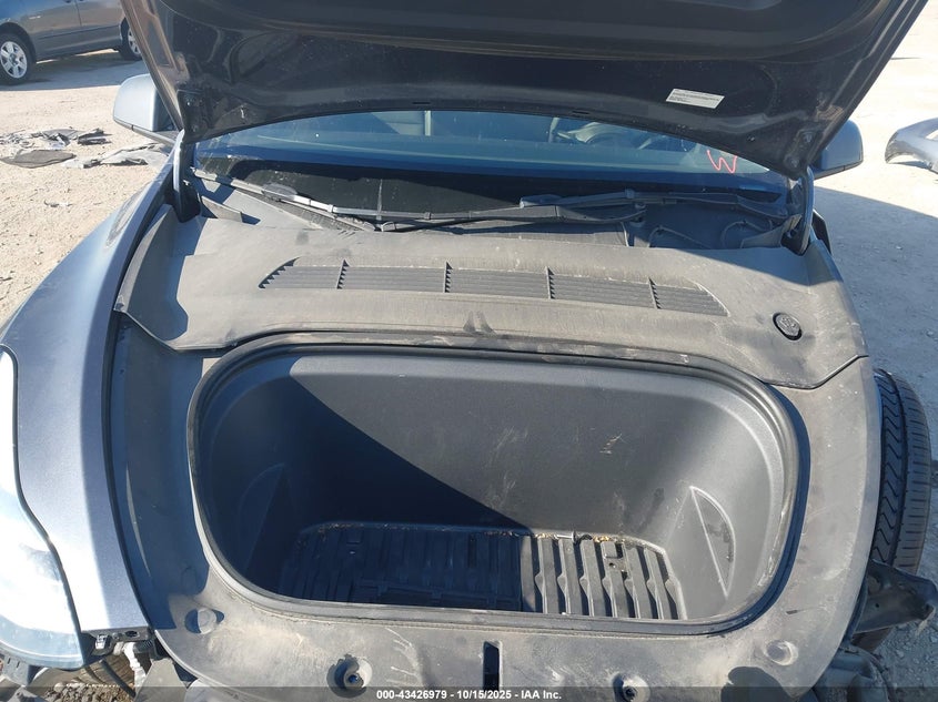 2023 Tesla Model Y Awd/Long Range Dual Motor All-Wheel Drive VIN: 7SAYGDEE8PA048206 Lot: 43426979