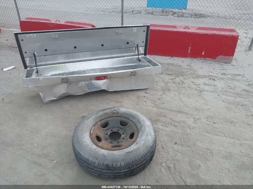 2004 GMC Sierra 2500Hd Sle VIN: 1GTHK29104E212944 Lot: 43427148