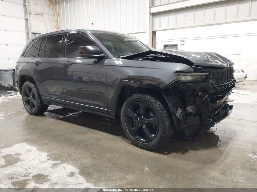 JEEP GRAND CHEROKEE ALTITUDE 4X4