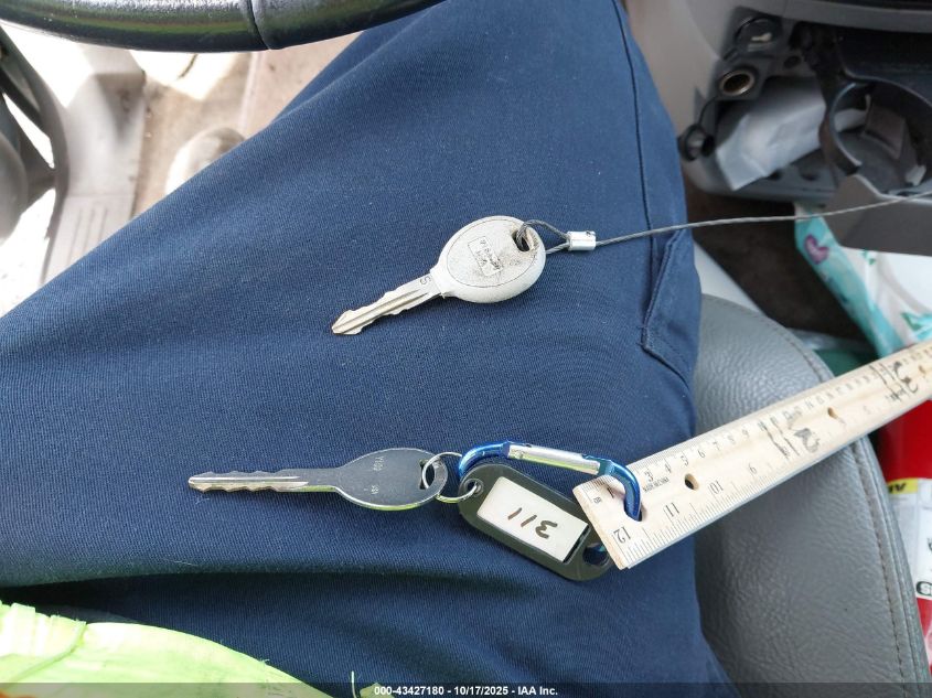 2005 Chrysler Town & Country Touring VIN: 2C4GP54L45R289652 Lot: 43427180