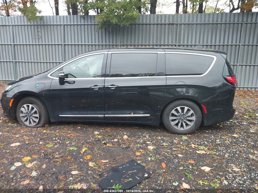 2023 Chrysler Pacifica Hybrid Limited VIN: 2C4RC1S76PR599596 Lot: 43427260