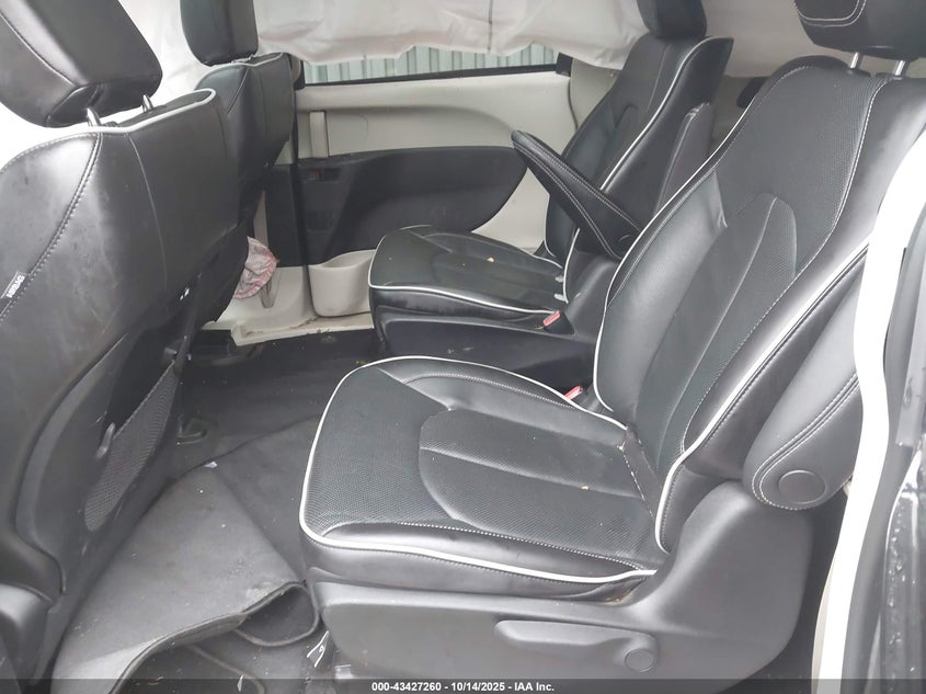 2023 Chrysler Pacifica Hybrid Limited VIN: 2C4RC1S76PR599596 Lot: 43427260