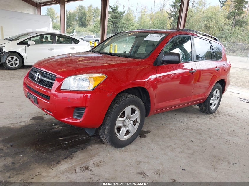 2T3BF4DV8BW112581 2011 TOYOTA RAV 4 photo no. 2