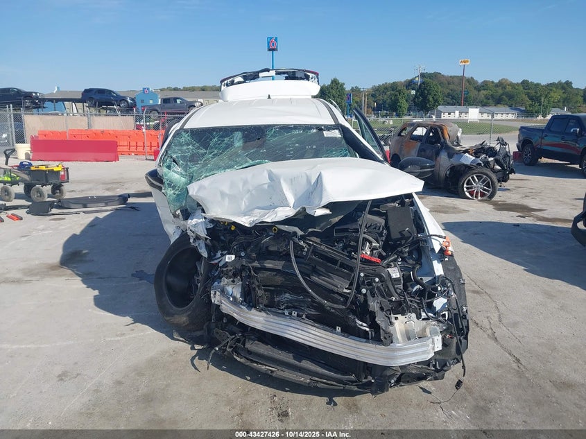 2025 CHRYSLER VOYAGER LX 2C4RC1CG6SR525263