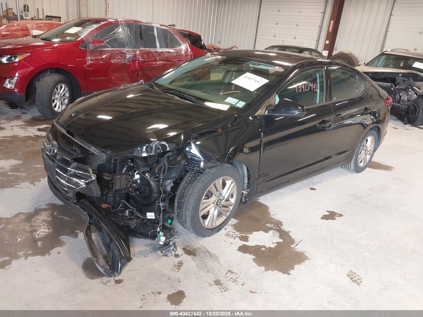5NPD84LF0KH410398 2019 HYUNDAI ELANTRA photo no. 2